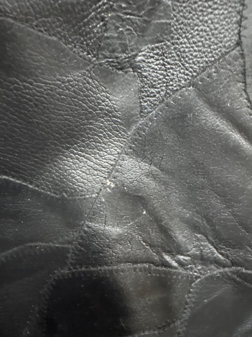 Diamond Plate Buffalo Leather Vest With Side Laces & Snap Buttons - Picture 5 of 8